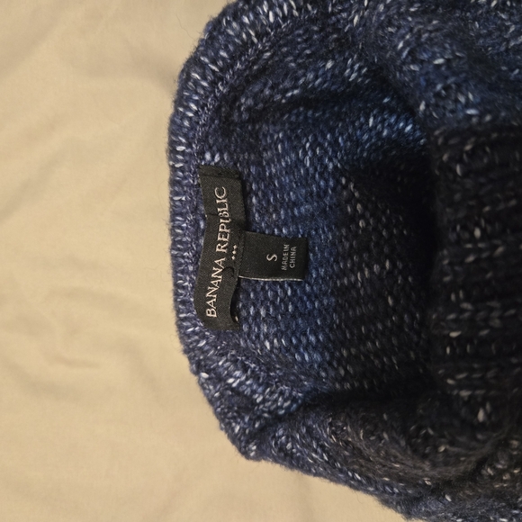 Banana Republic Cowl Neck Sweater - Picture 3 of 9